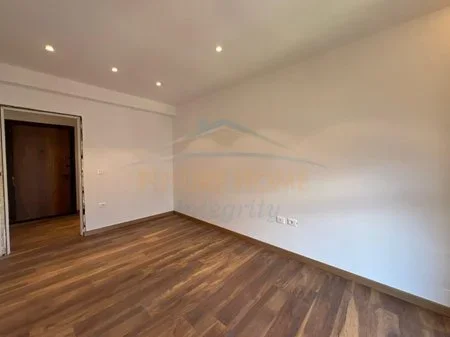Tirane, shitet apartament 2+1 Kati 8, 101 m² 179.000 € 