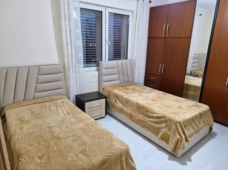 Tirane, shitet apartament 3+1 Kati 3, 126 m² 209.000 € 