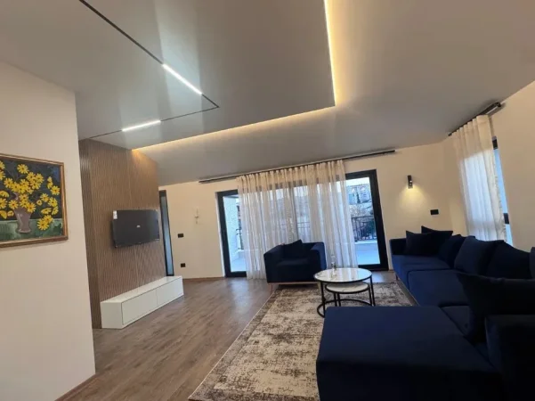Tirane, jepet me qera apartament 2+1+Ballkon Kati 3, 118 m² (Rruga Bruzi, Laprake)