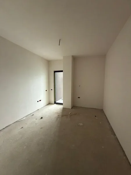 Tirane, shitet apartament 2+1 Kati 5, 122 m² 122.000 € (Rruga Demokracia)