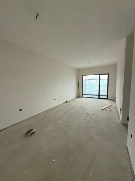 Tirane, shitet apartament 2+1 Kati 5, 122 m² 122.000 € (Rruga Demokracia)