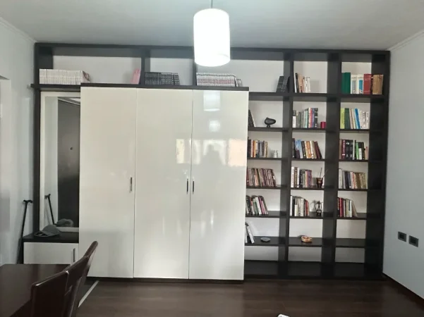 Tirane, jepet me qera apartament 2+1+2 Kati 7, 102 m² 850 € (RRUGA E ELBASANIT)