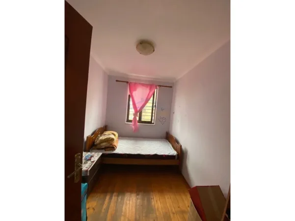 Tirane, shitet apartament 2+1 Kati 6, 61 m² 125.000 € (Rruga e Barrikadave)