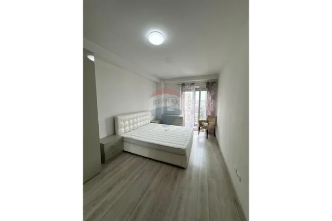 Shqiperi, shitet apartament 2+1 , 