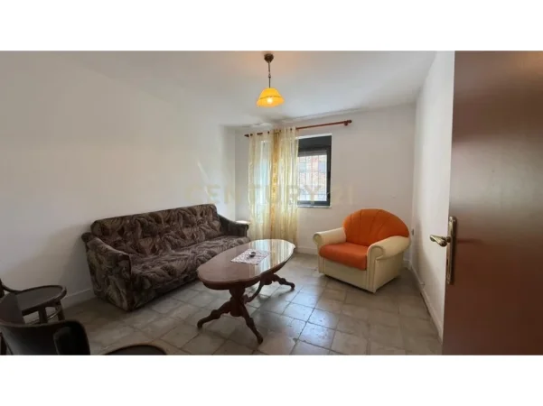 Durres, shitet apartament 2+1 Kati 2, 83 m² 95.000 € (Cezma ferres,Durres)