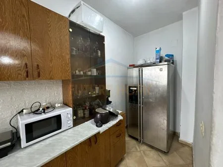 Tirane, shitet apartament 2+1 Kati 5, 85 m² 125.000 € 