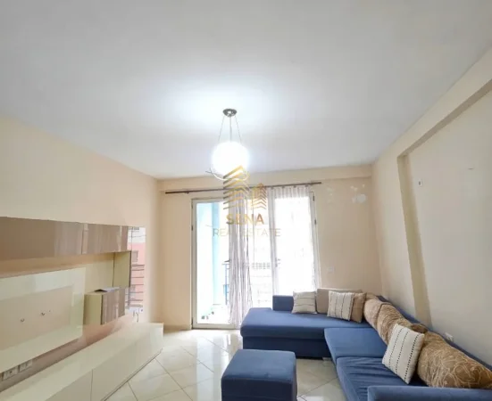 Tirane, jepet me qera apartament 2+1+Ballkon Kati 5, 102 m² 500 € (Yzberisht)