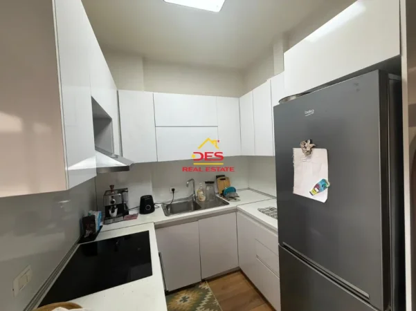 Vlore, shitet garsonier Kati 2, 50 m² 90.000 € (Rruga Aleksandër Moisiu)
