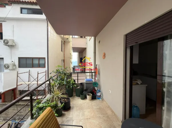 Vlore, shitet garsonier Kati 2, 50 m² 90.000 € (Rruga Aleksandër Moisiu)