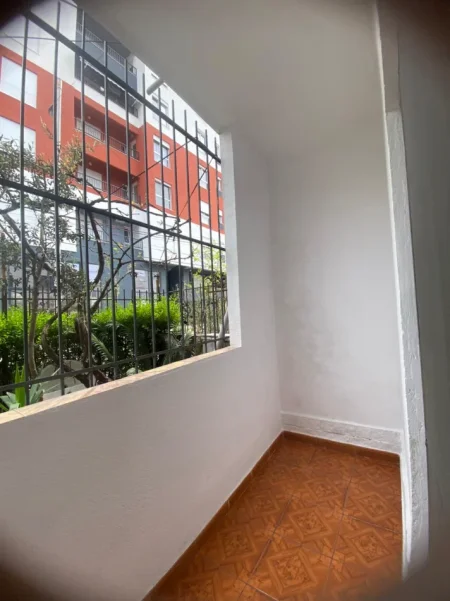 🏡 JEPET ME QERA APARTAMENT 1+1 NE 5 MAJI (PAS CONCORD),  400 EURO