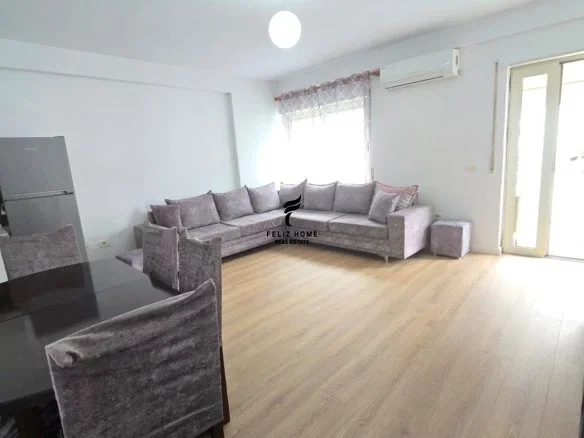 Tirane, shitet apartament 1+1 Kati 6, 72 m² 165.000 € (ISH PARKU)