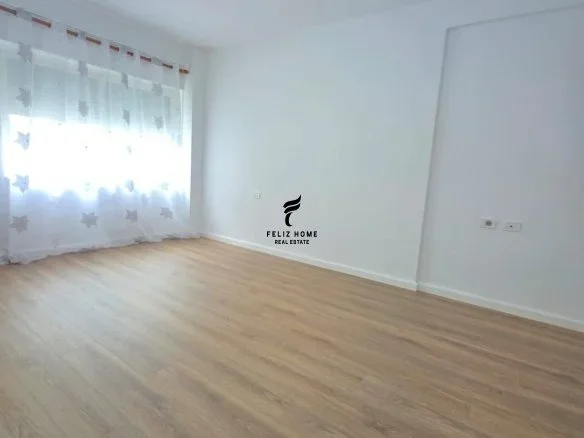 Tirane, shitet apartament 1+1 Kati 6, 72 m² 165.000 € (ISH PARKU)