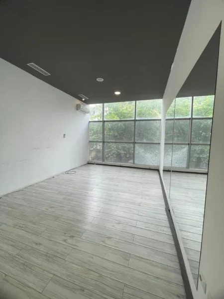 Durres, shitet ambjent biznesi Kati 2, 204 m² 220.000 € (ish rajoni policise)