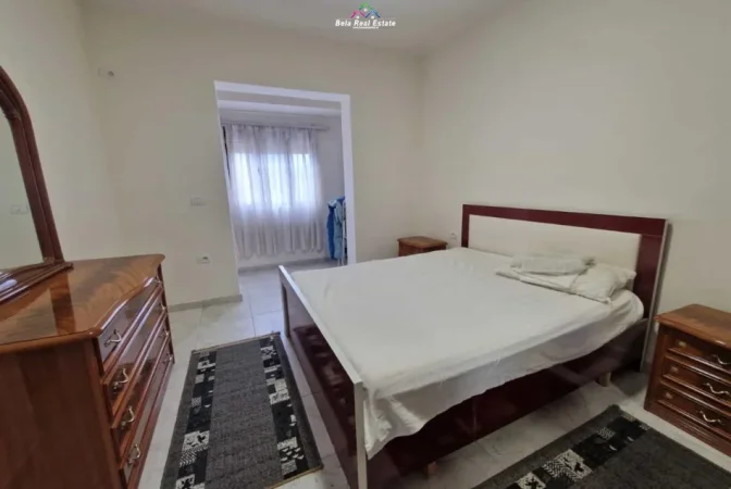 Tirane, jepet me qera apartament 2+1 Kati 4, 80 m² 620 € (Rruga Muhamet Gjollesha)