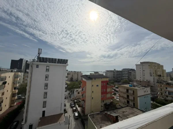 Durres, jepet me qera apartament 2+1 Kati 6, 75 m² 500 € (Plazh Durres)