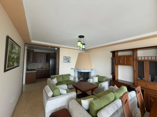 Durres, jepet me qera apartament 2+1 Kati 6, 75 m² 500 € (Plazh Durres)