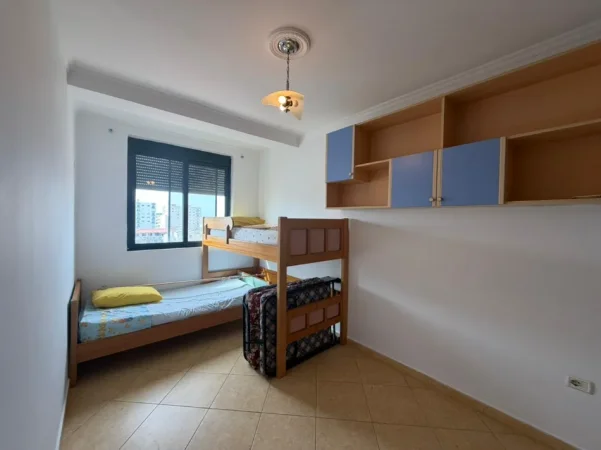 Durres, jepet me qera apartament 2+1 Kati 6, 75 m² 500 € (Plazh Durres)