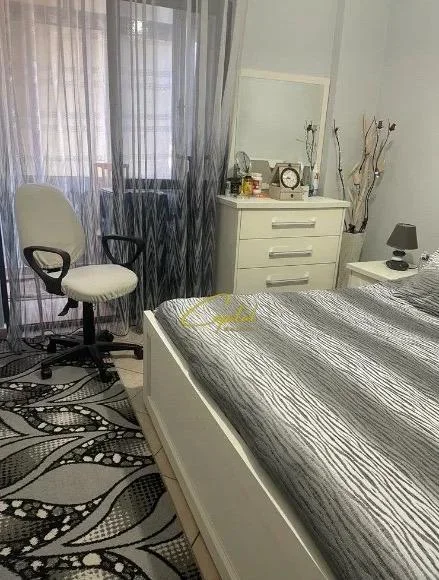 Tirane, jepet me qera apartament 1+1 Kati 3, 55 m² 500 € (21 DHJETORI)