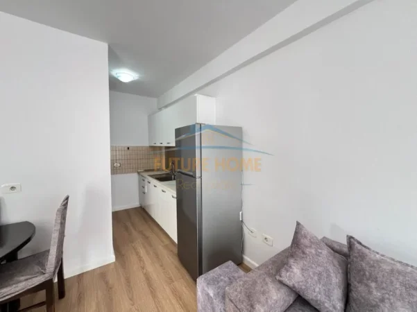 Tirane, shitet apartament 1+1+Ballkon Kati 6, 73 m² 165.000 € (ISH PARKU AUTOBUSAVE)