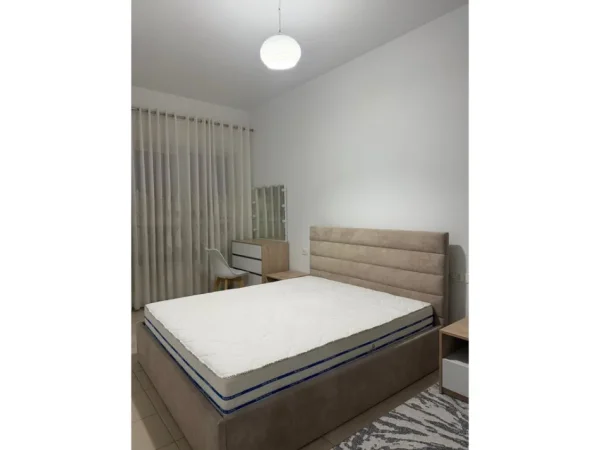 Tirane, jepet me qera apartament 1+1 Kati 3, 62 m² 450 € (Ali Demi Premier138223)