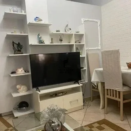 Tirane, jepet me qera apartament 2+1 , 75 m² 500 € (21 DHJETORI)
