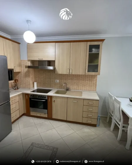 Tirane, jap me qera apartament 2+1+Ballkon , 85 m² 600 € 