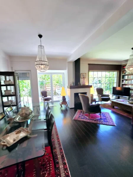 jepet me qera Vile 3 Katshe , 400 m² 3.200 €