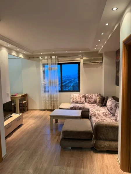 Tirane, jepet me qera apartament 2+1 Kati 10, 71 m² 550 € (Rruga Karl Gega)