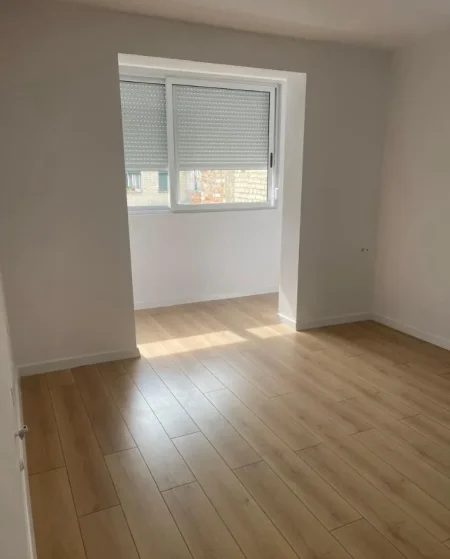 Tirane, shitet apartament 2+1 Kati 3, 70 m² 180.000 € (21 dhjetori rruga e kavajes)