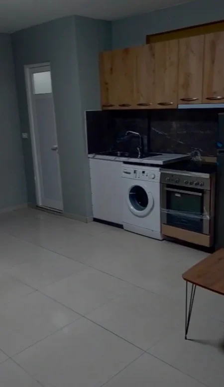 SHITET GARSONIERE , 30 m²  ME CMIM 60.000 € TEK KODRA E E DIELLIT
