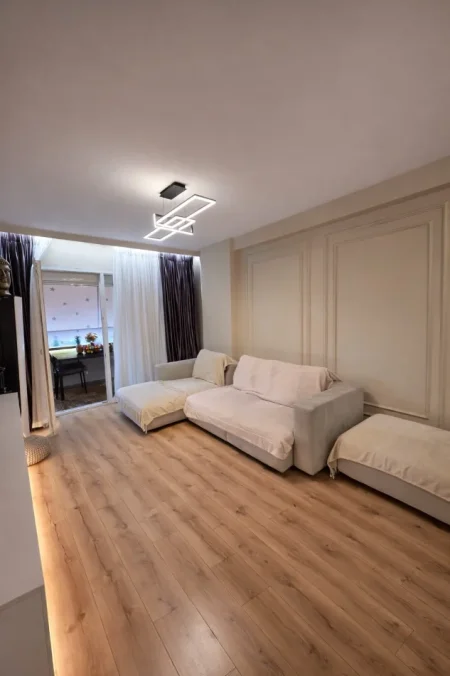 Tirane, shitet apartament 2+1 Kati 0, 112 m² 370.000 € (Komuna e Parisit)