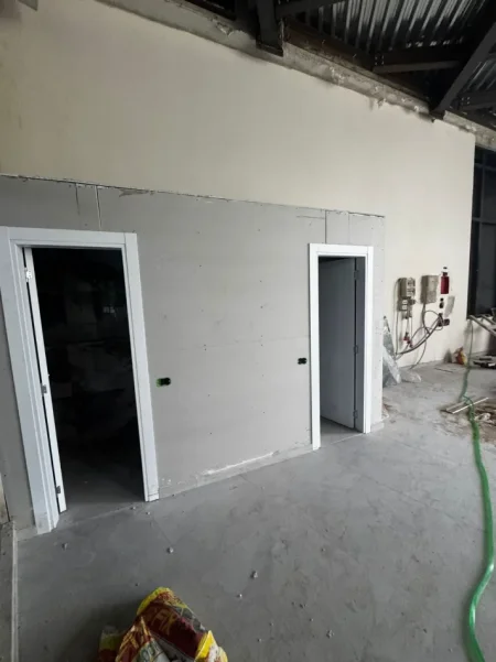 Jepet me qira ambient biznesi per bar-restorant , 3.000 € ne ASTIR