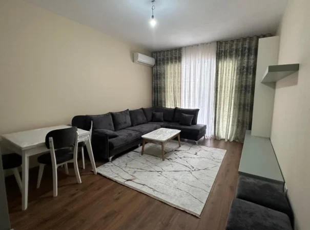 Tirane, jepet me qera apartament 2+1 Kati 4, 98 m² 500 € (Paskuqan Unaza E Re)