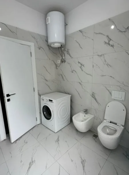 Tirane, jepet me qera apartament 2+1 Kati 4, 98 m² 500 € (Paskuqan Unaza E Re)