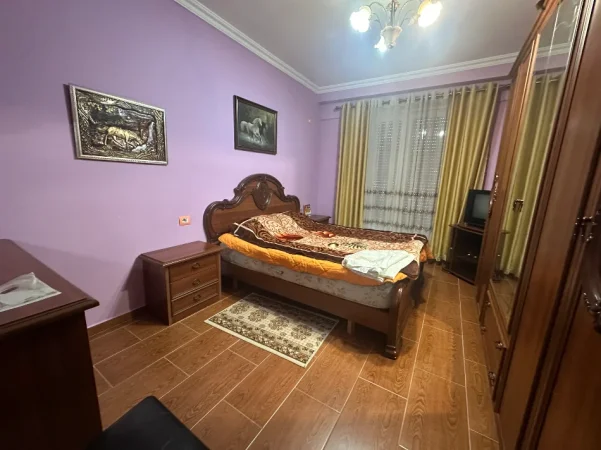 Tirane, jepet me qera apartament 1+1+Ballkon , 60 m² 530 € 