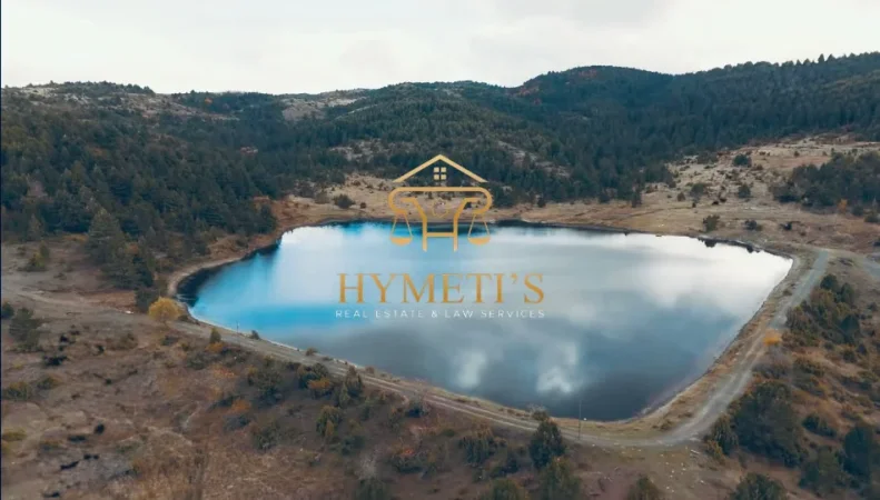 Korce, shitet truall , 7.200 m² (Liqeni i Voskopojes)