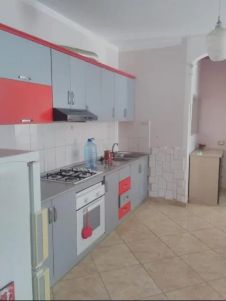 Tirane, shitet apartament 1+1 Kati 1, 59 m² 90.000 € (Rruga 26 Nentori Durres)
