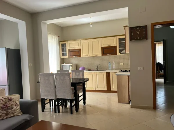 Tirane, jepet me qera apartament 1+1 Kati 3, 65 m² 520 € (Pjese Vile 1 1 Don Bosko)