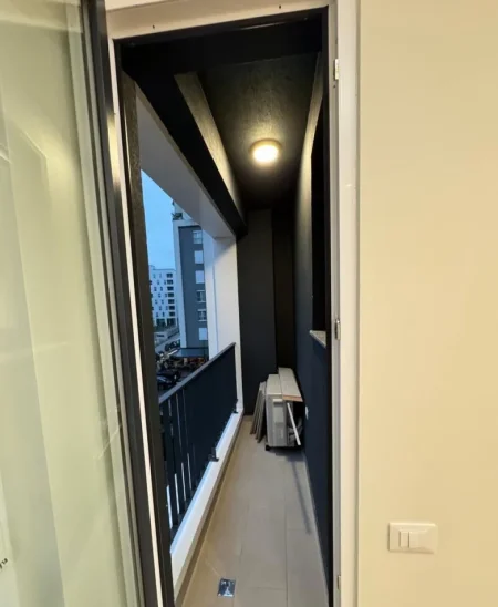 Tirane, jepet me qera ambjent biznesi Kati 2, 58 m² 1.000 € (Vasil Shanto)