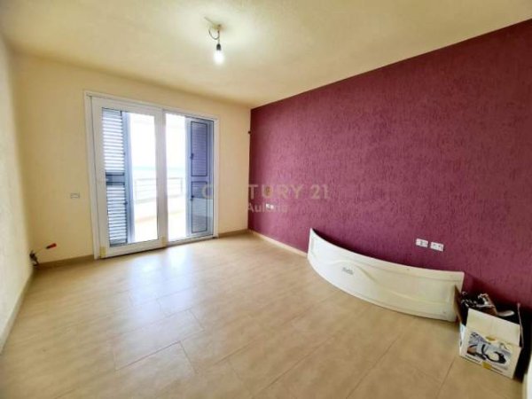 Vlore, shitet apartament 4+1+BLK Kati 6, 250 m² 350.000 Euro (lungomare)