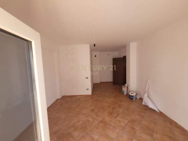 Durres, shitet apartament 1+1+BLK Kati 3, 70 m² 69.000 Euro (vollga)