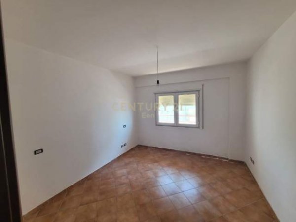 Durres, shitet apartament 1+1+BLK Kati 3, 70 m² 69.000 Euro (vollga)