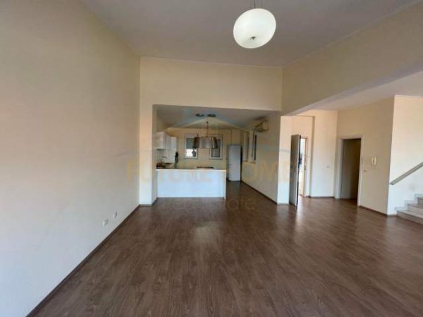 Tirane, shitet Vile 5+1+A+BLK Kati 1, 491 m² 720.000 Euro (Residenca Kodra e Djellit 1)