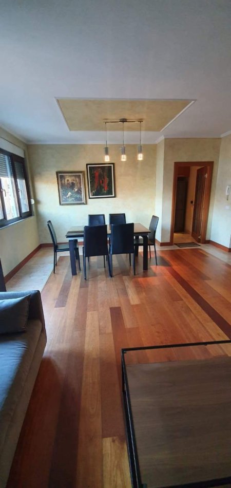 Tirane, shes apartament 3+1+BLK Kati 5, 160 m² 220.000 Euro (SHALLVARET)