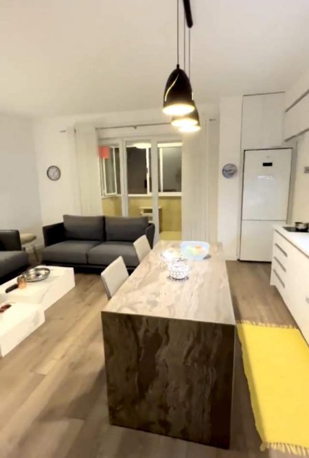 Tirane, shes apartament