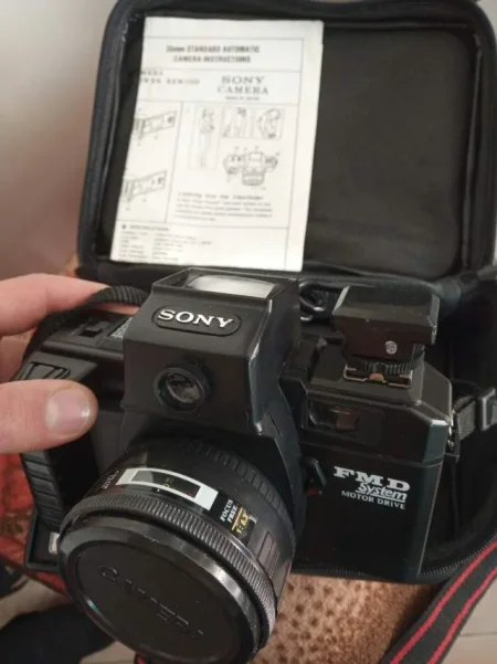 Korce, - Aparat professional fotografik