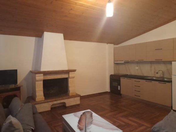 Tirane, jepet me qera apartament 2+1+BLK Kati 3, 100 m² 500 Euro (3 vellezerit kondi)