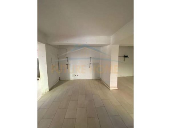 Durres, shitet  Ambjent biznesi 90 m² 130.000 Euro (Ish Rajoni, Durres)