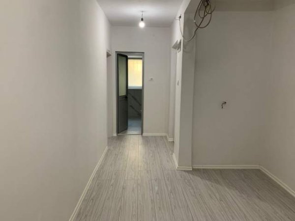 Tirane, shitet apartament 2+1 Kati 1, 75 m² 110.000 Euro (perball me harry fultz)