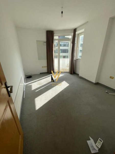 Tirane, shitet apartament 2+1+2 Kati 8, 115 m² (ISH EKSPOZITA)